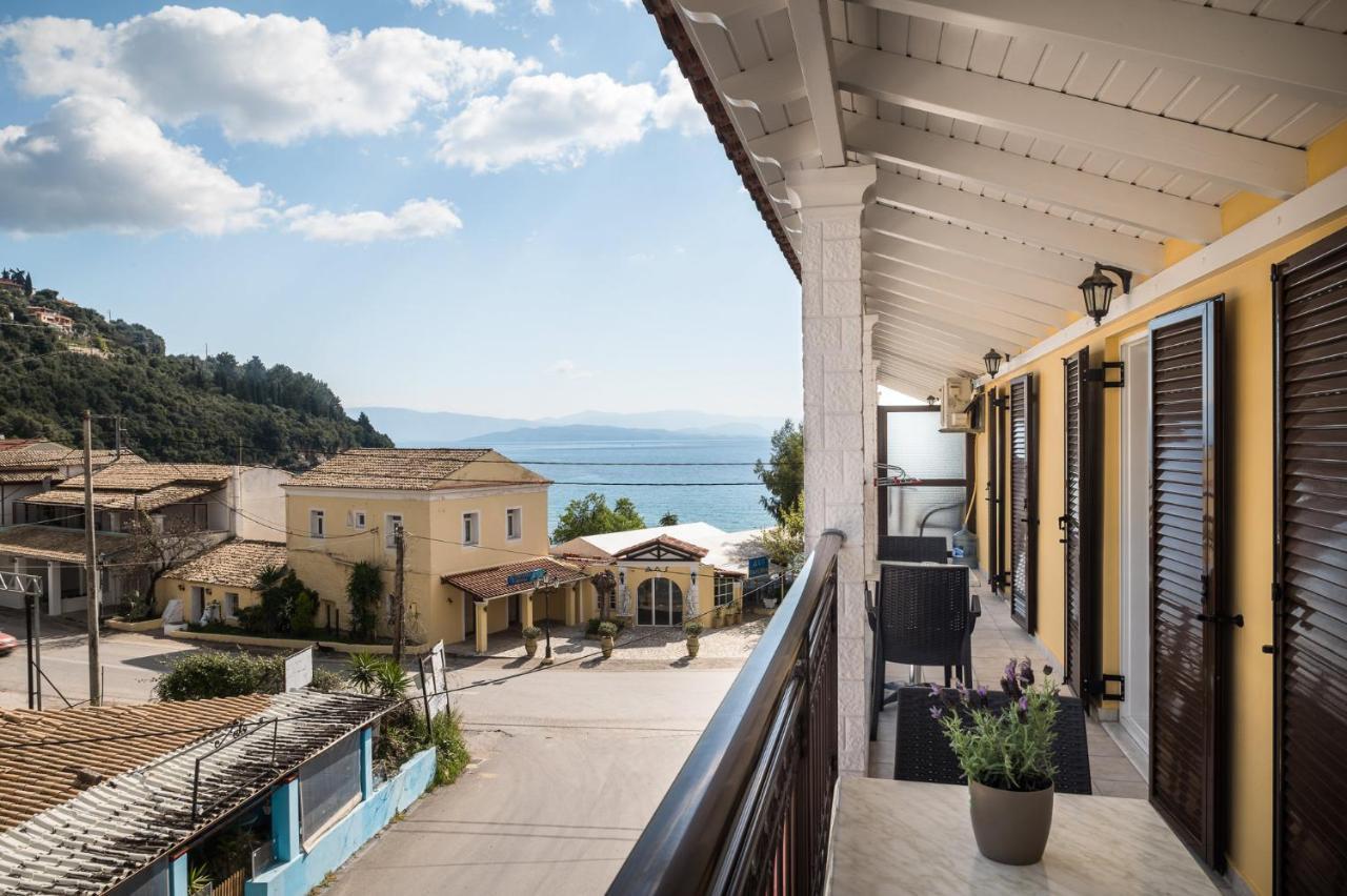 The Seaview Corner Apartments By Konnect, Ipsos Corfu Екстериор снимка